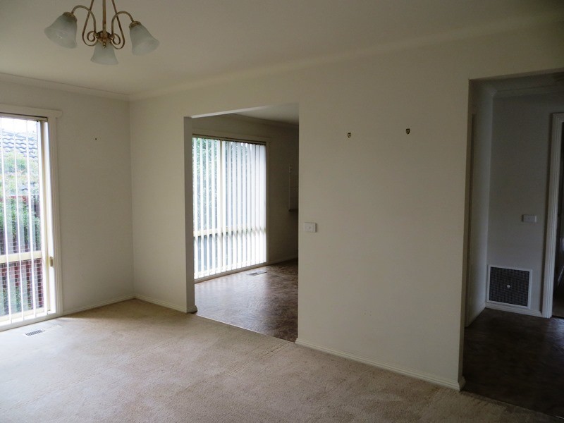 2/96 Burke Street, Warragul VIC 3820