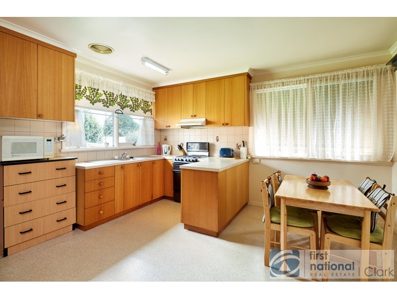 6 Edgerton Street, Warragul VIC 3820