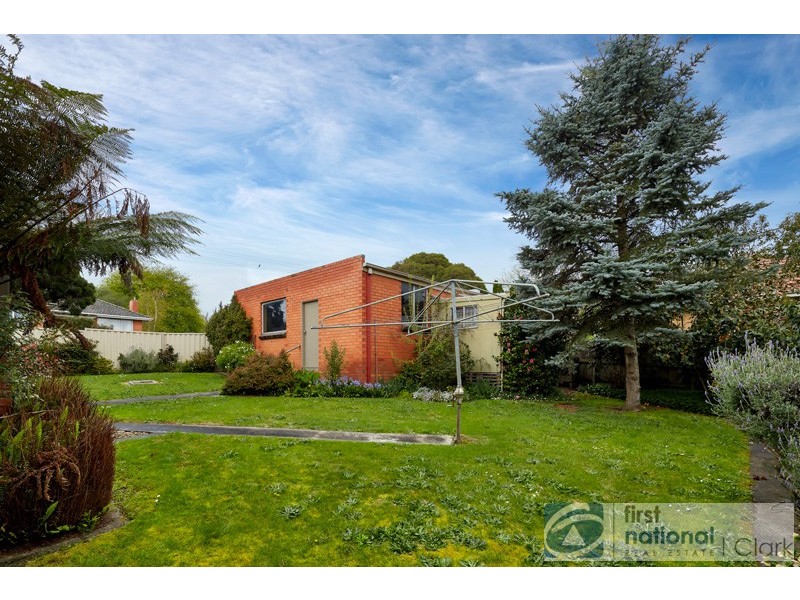 6 Edgerton Street, Warragul VIC 3820