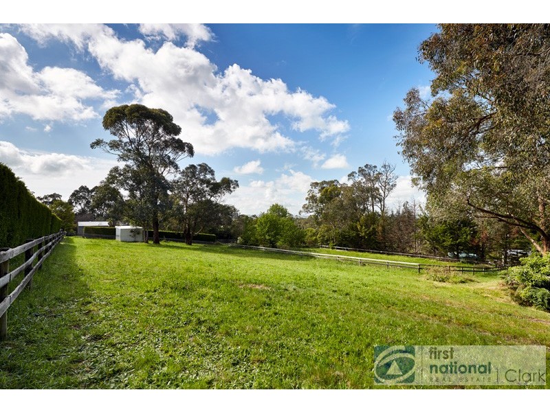 16-18 Henry Road, Bunyip VIC 3815