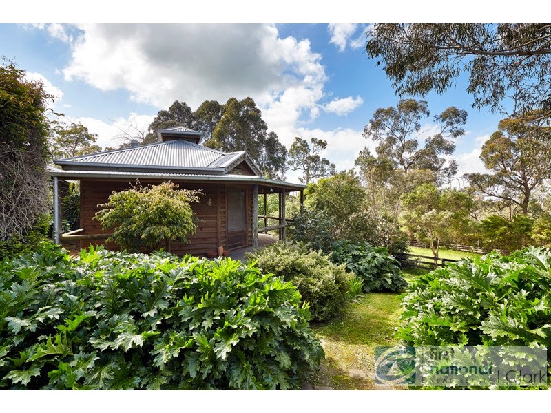 16-18 Henry Road, Bunyip VIC 3815