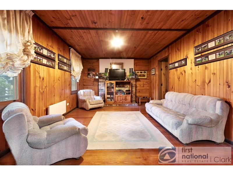 16-18 Henry Road, Bunyip VIC 3815