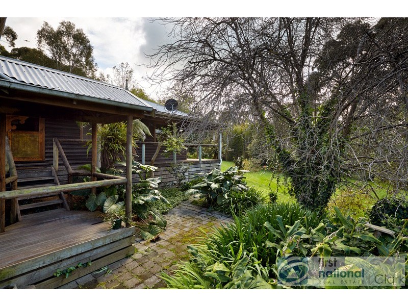 16-18 Henry Road, Bunyip VIC 3815