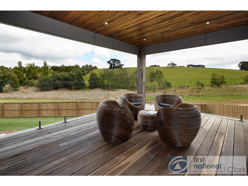 9 Fir Place, Warragul VIC 3820