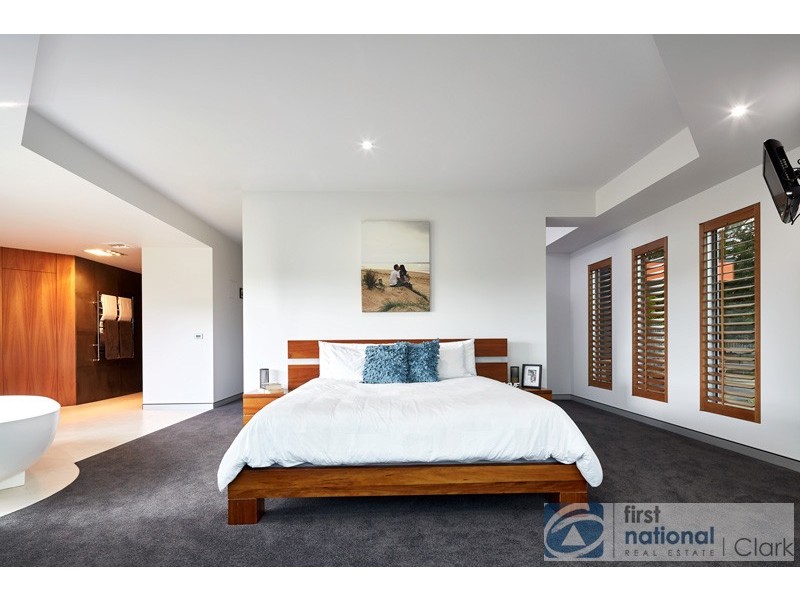 9 Fir Place, Warragul VIC 3820