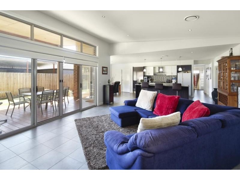 4 Paulan Court, Warragul VIC 3820