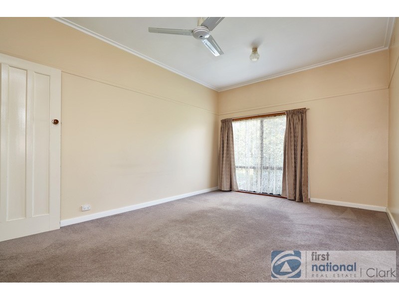 5 Railway Road, Neerim South VIC 3831