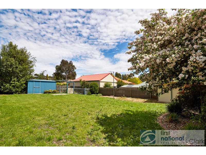 3 Wallace Crescent, Drouin VIC 3818