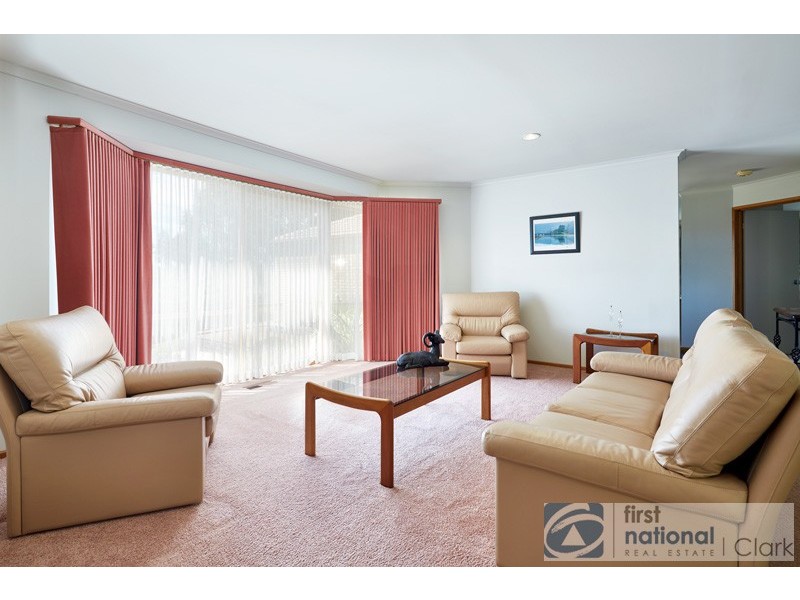 2 Mahogany Court, Drouin VIC 3818