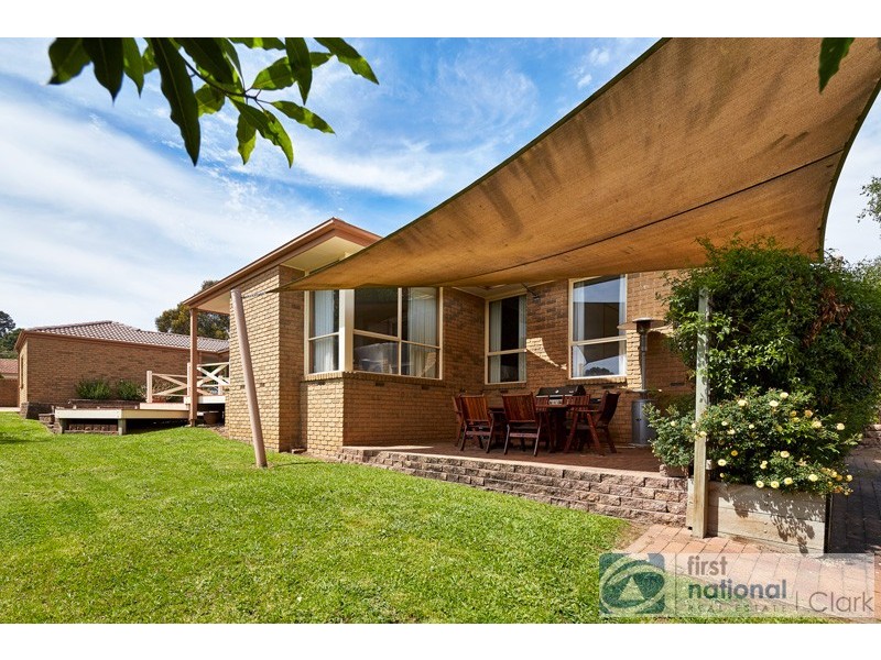 2 Mahogany Court, Drouin VIC 3818