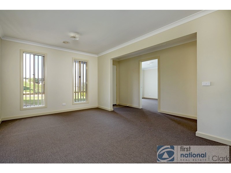 14 Bladen Street, Warragul VIC 3820