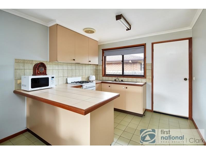 2/16 Cambridge Drive, Warragul VIC 3820