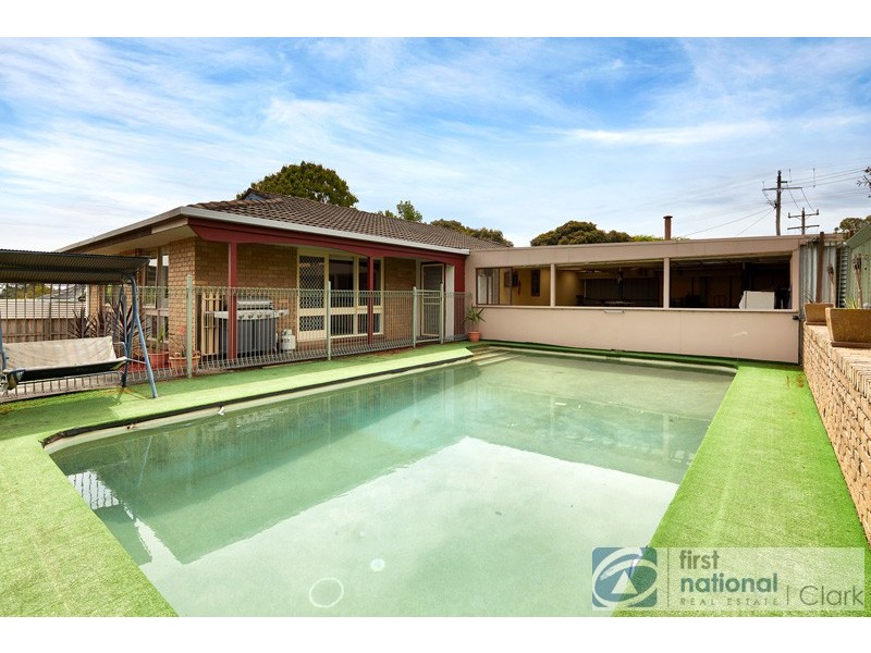 72 Lampard Road, Drouin VIC 3818