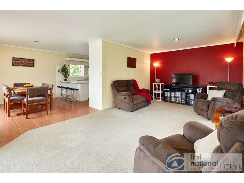 72 Lampard Road, Drouin VIC 3818