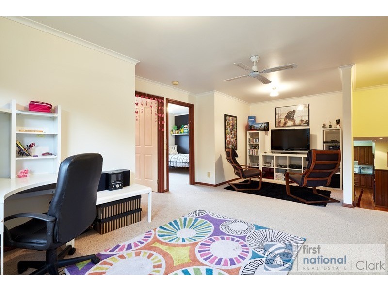 1 Quentin Court, Drouin VIC 3818