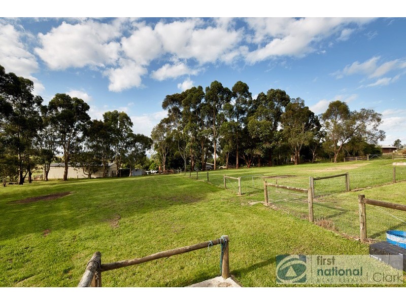 1 Quentin Court, Drouin VIC 3818