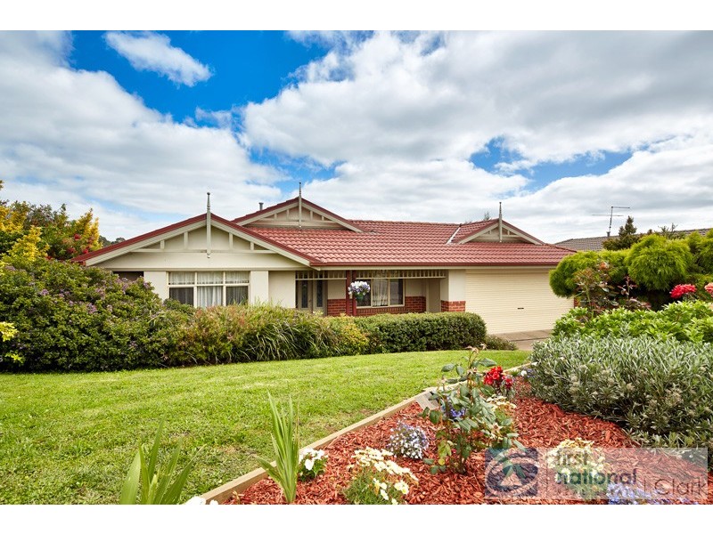 63 Walker Drive, Drouin VIC 3818