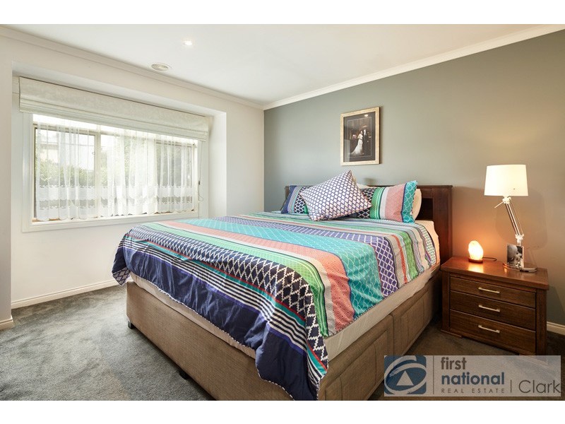 63 Walker Drive, Drouin VIC 3818