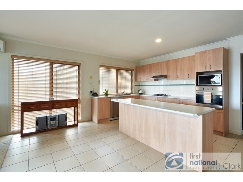 244 Princes Way, Drouin VIC 3818