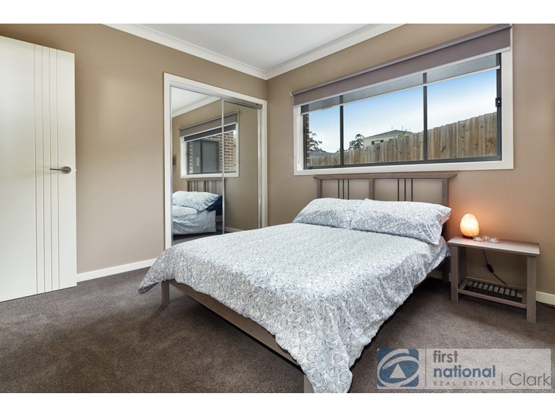 2 Chester Court, Drouin VIC 3818