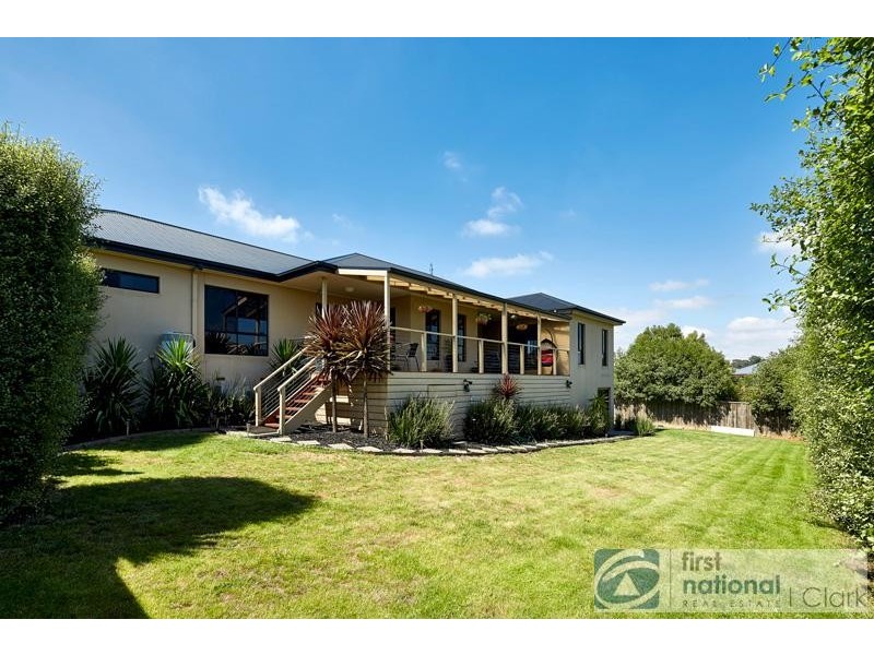 14 Arthurs Drive, Warragul VIC 3820
