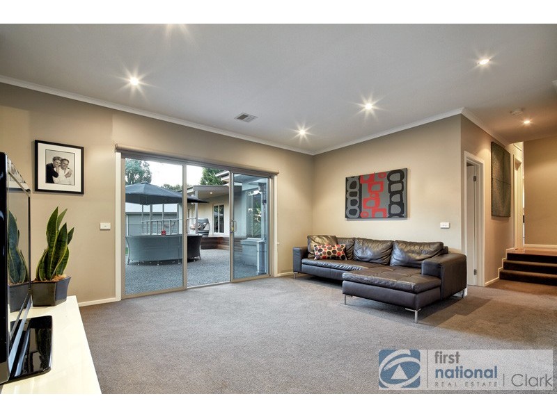 90 Lovell Drive, Warragul VIC 3820