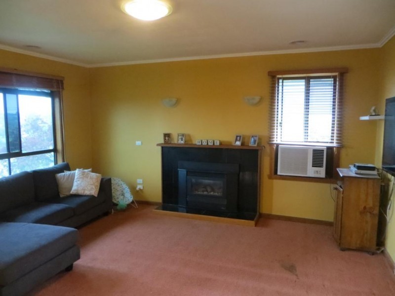 20 Burton Street, Warragul VIC 3820