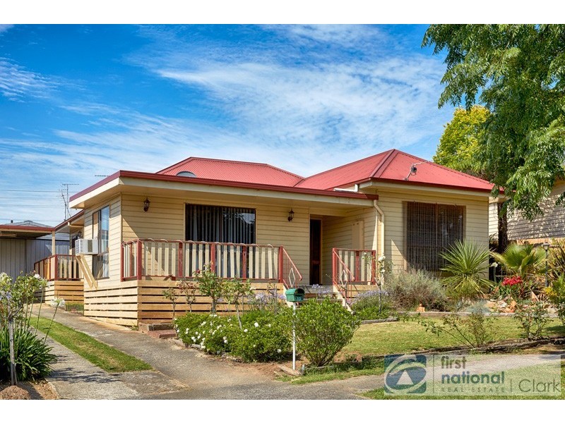 10 Tobruk Street, Warragul VIC 3820