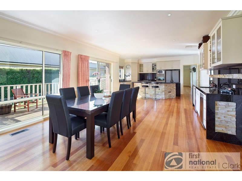 12 Dawson Drive, Warragul VIC 3820