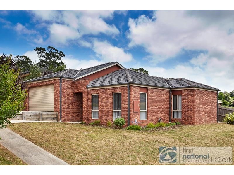 1 Orchard Court, Drouin VIC 3818