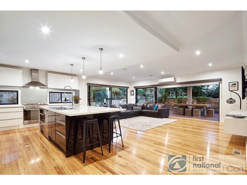 4 Hunter Crescent, Warragul VIC 3820