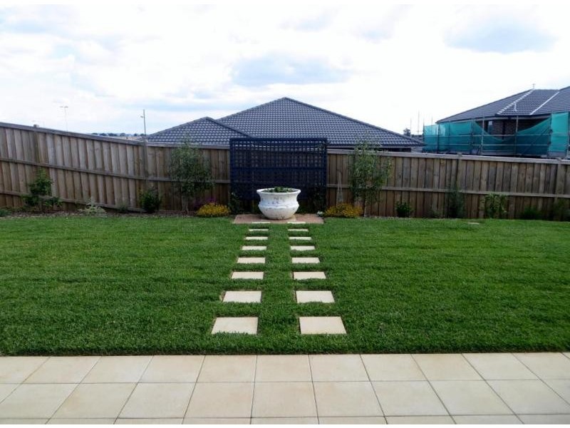 18 Sunridge Avenue, Warragul VIC 3820