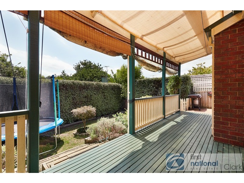 15 Armstrong Avenue, Drouin VIC 3818