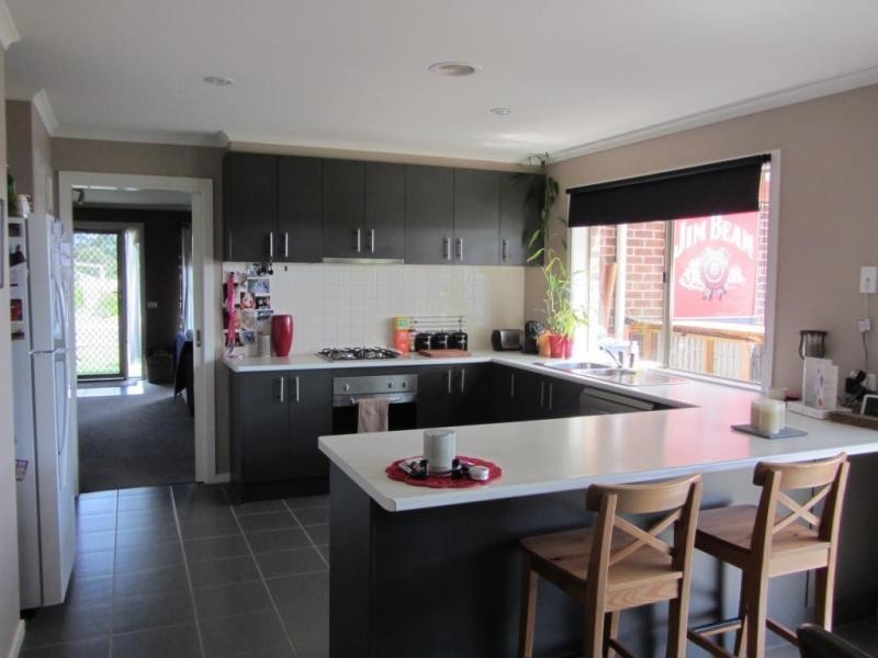 20 Rivendale Crescent, Drouin VIC 3818