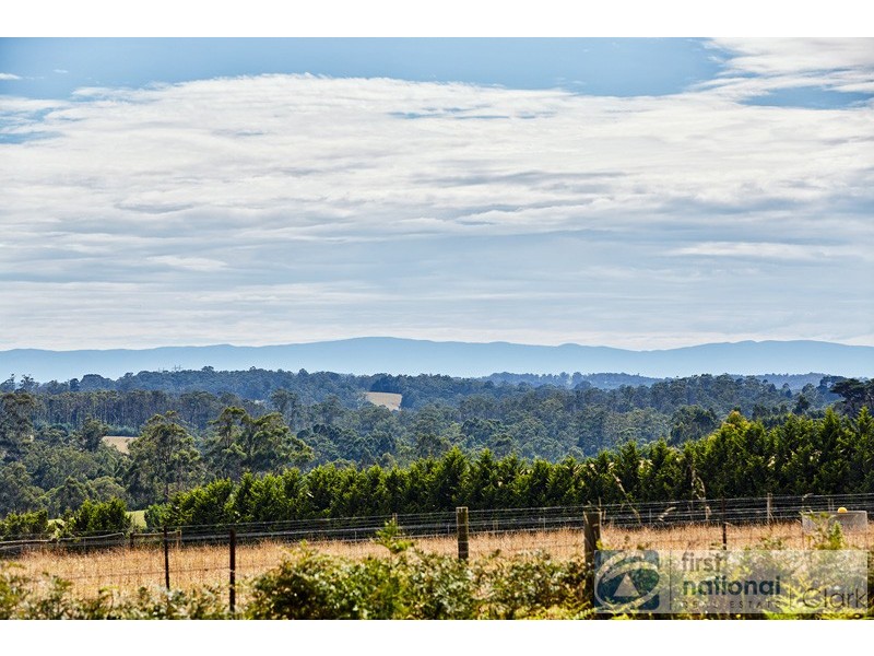 400 Old Sale Road, Drouin West VIC 3818