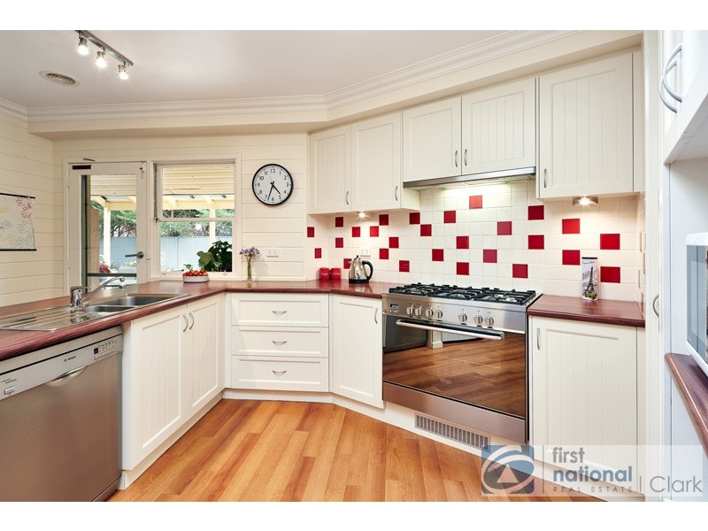 17 Lillico Road, Warragul VIC 3820