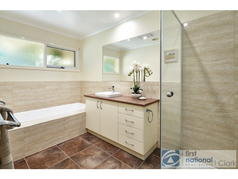 17 Lillico Road, Warragul VIC 3820