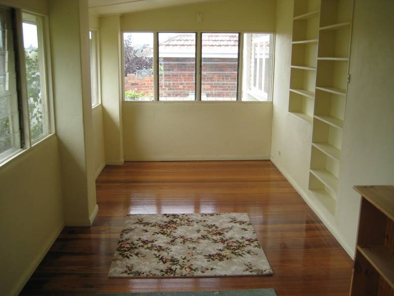 61 Clifford Street, Warragul VIC 3820