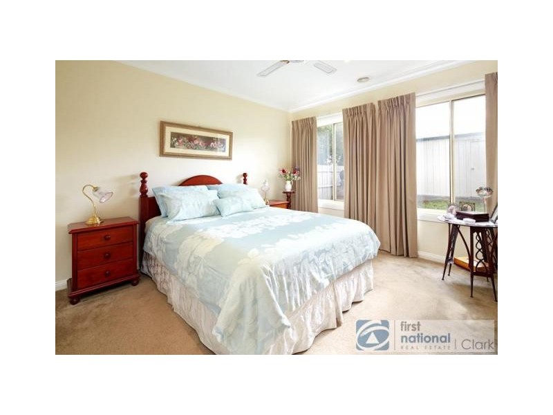 1/5 Karrala Court, Drouin VIC 3818