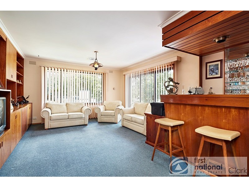 15 Colin Street, Warragul VIC 3820