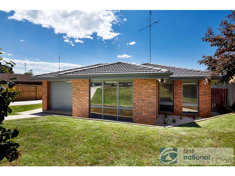2/127 Albert Road, Warragul VIC 3820
