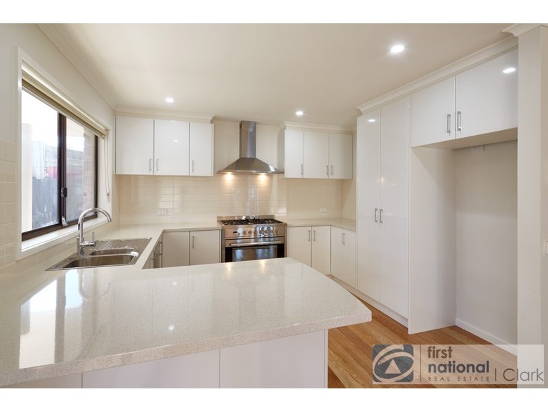 2/127 Albert Road, Warragul VIC 3820