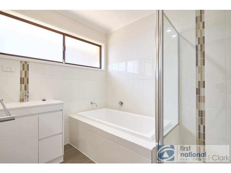 2/127 Albert Road, Warragul VIC 3820