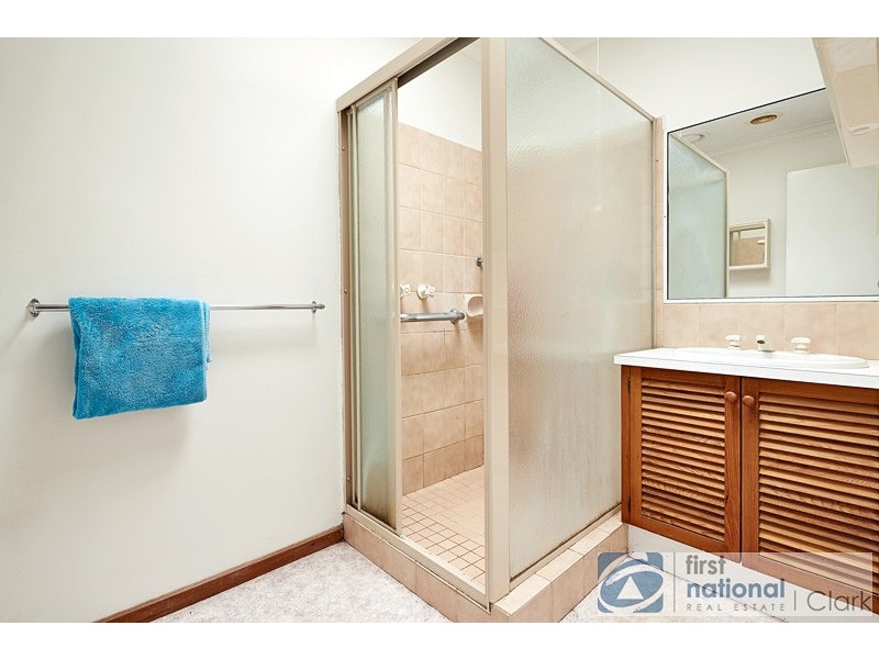 2/7 Princes Way, Drouin VIC 3818