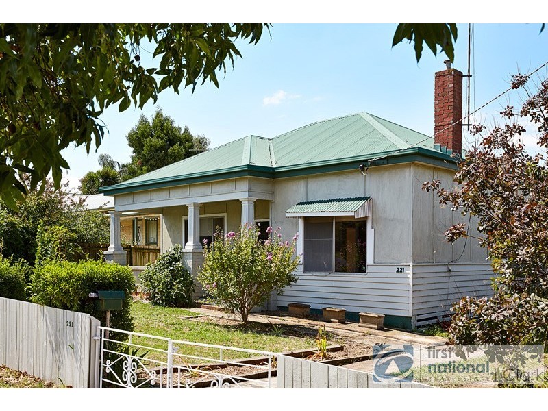 221 Princes Way, Drouin VIC 3818