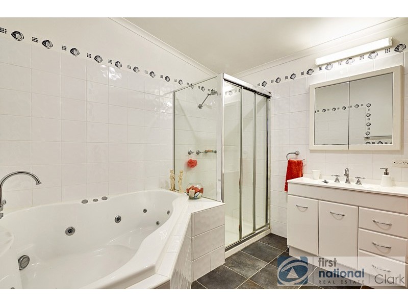 1450 Jacksons Track, Jindivick VIC 3818