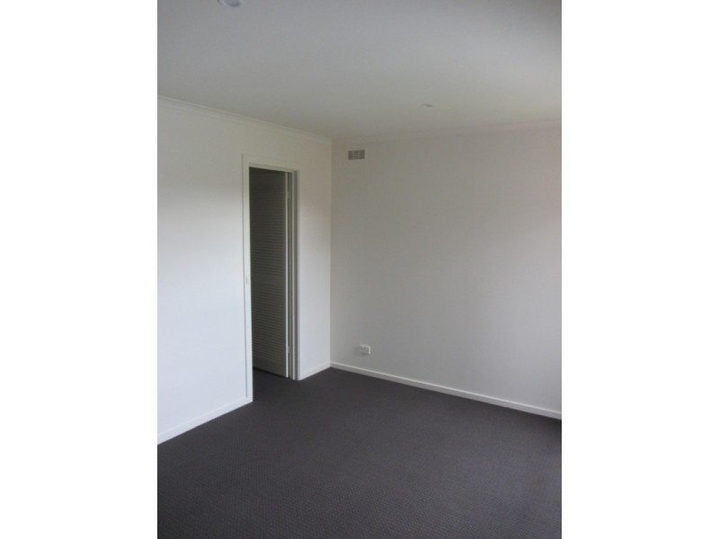 2/35 Market Street, Yarragon VIC 3823