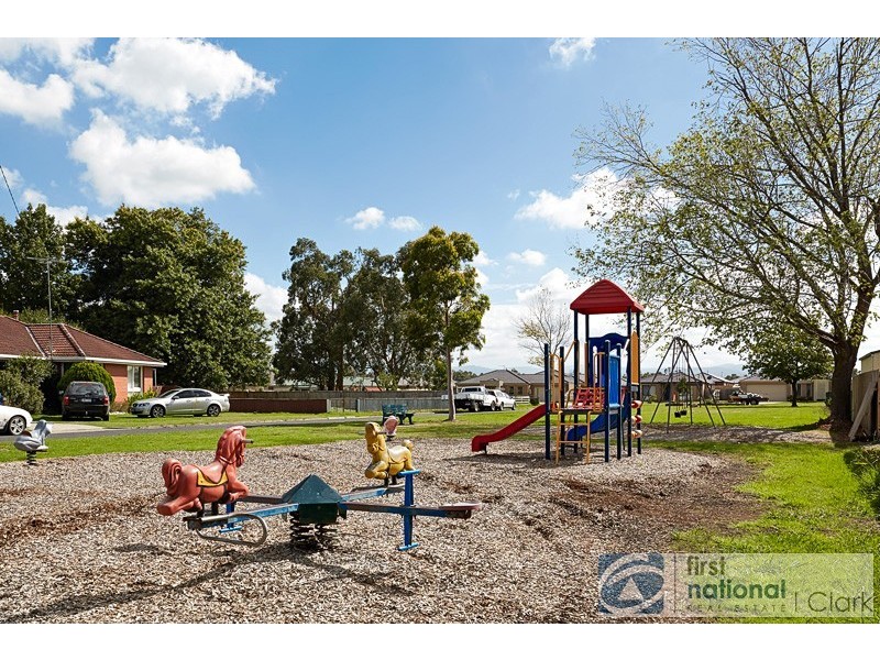 1/2 Witton Street, Longwarry VIC 3816