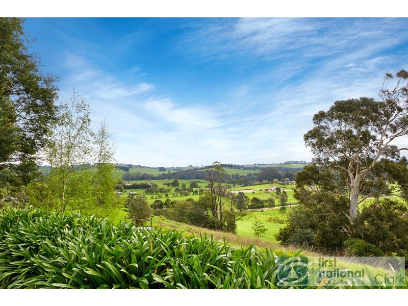 48 Petersons Rd, Ellinbank VIC 3821