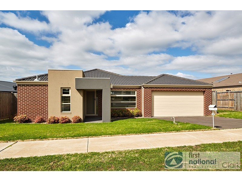 157 Twin Ranges Drive, Warragul VIC 3820